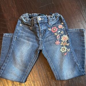 Squeeze Girls Size 6 Boot Cut Blue Jeans